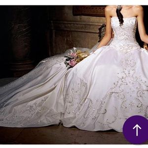 Wedding dress